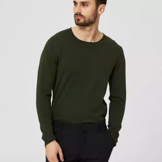 Tmavo zelený sveter – Crew Neck