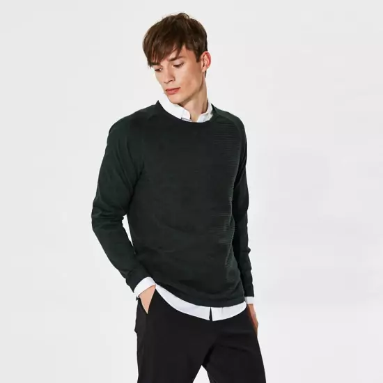 Tmavo zelený pletený sveter – Crew Neck