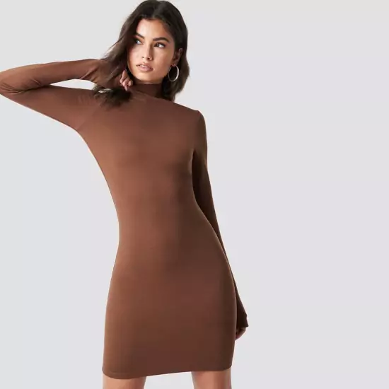 Gaštanové bodycon šaty Nicki × NA-KD Basic s dlhým rukávom